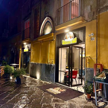Window In The Stone Naples Hotel Exterior foto
