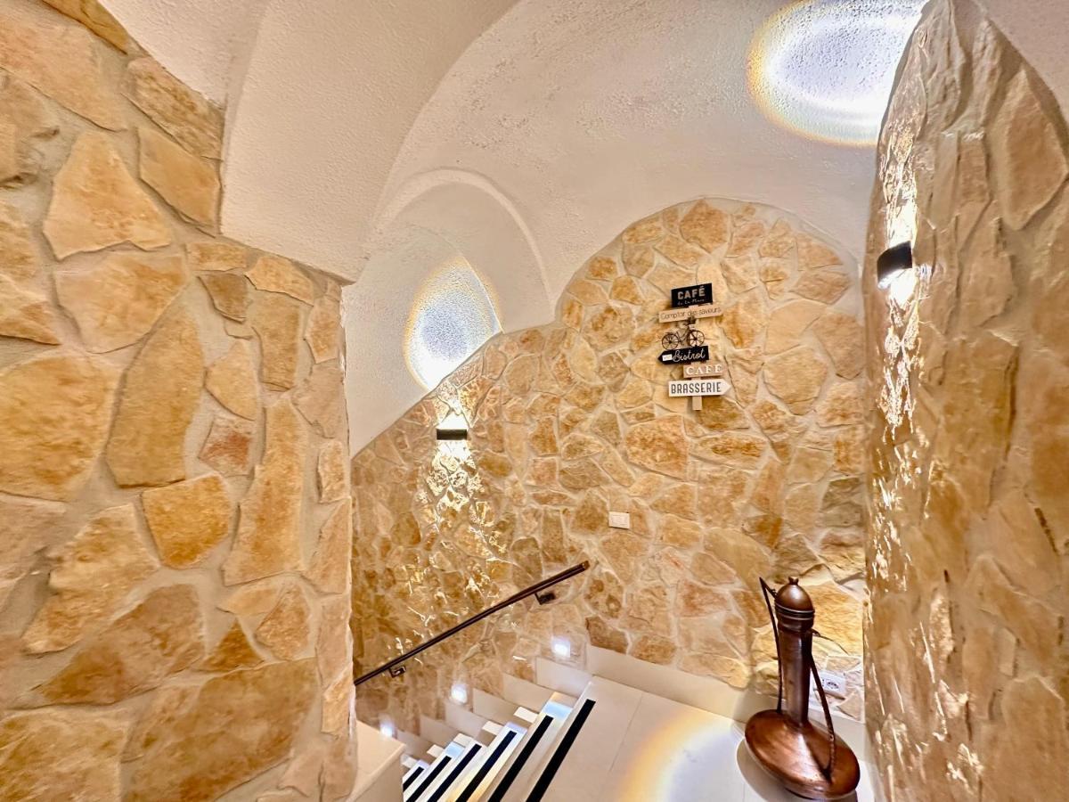 Window In The Stone Naples Hotel Exterior foto